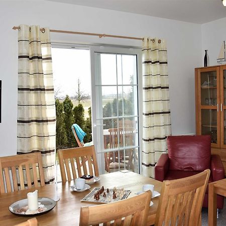 Apartment - Direkt am Wasser Karlshagen Zimmer foto